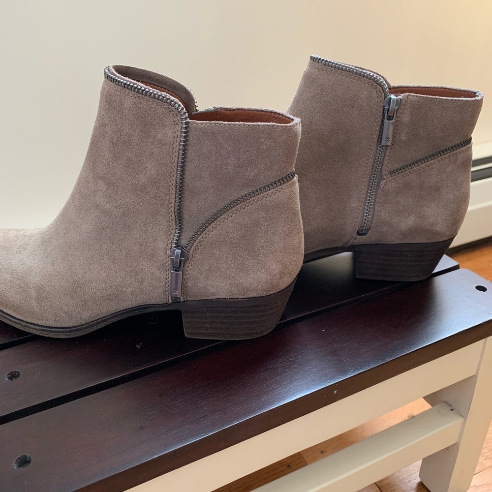 Lucky Brand grey suede booties 10M